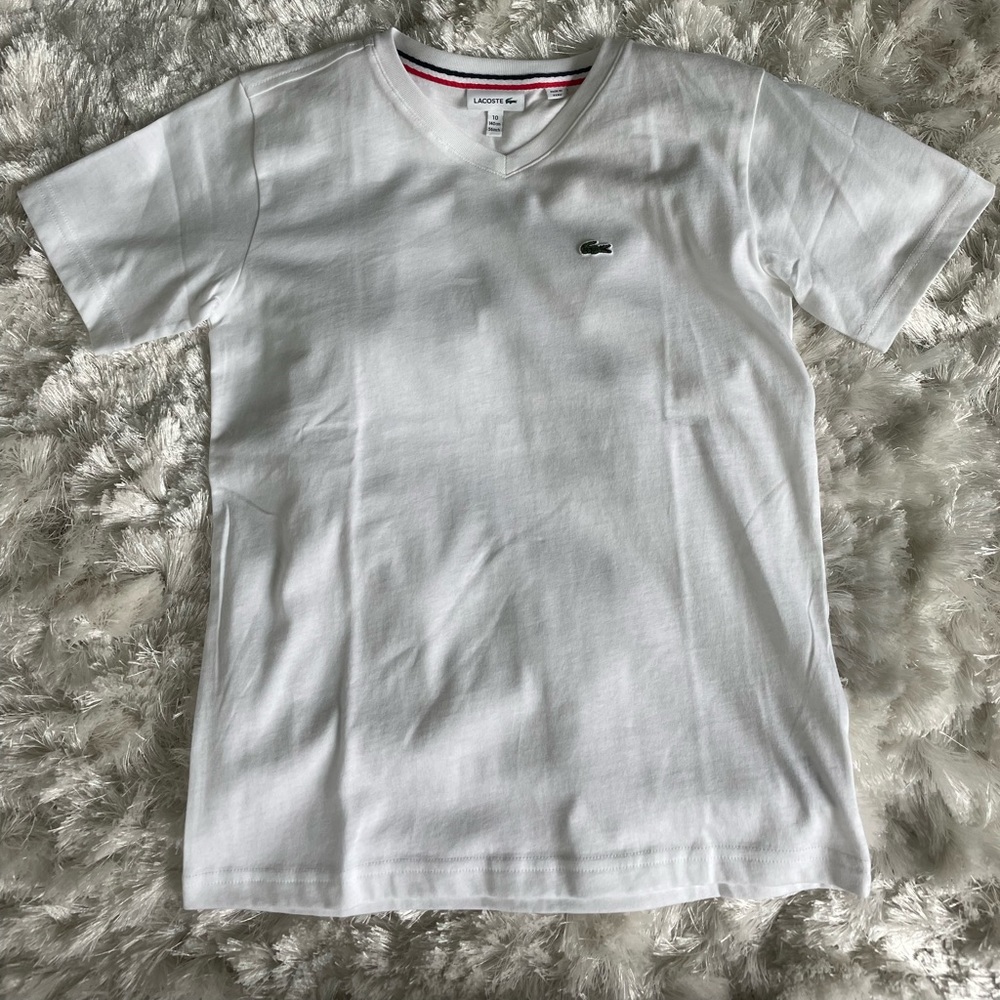 Lacoste boys V-neck T-shirt 10